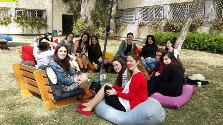 סטודנטיות
